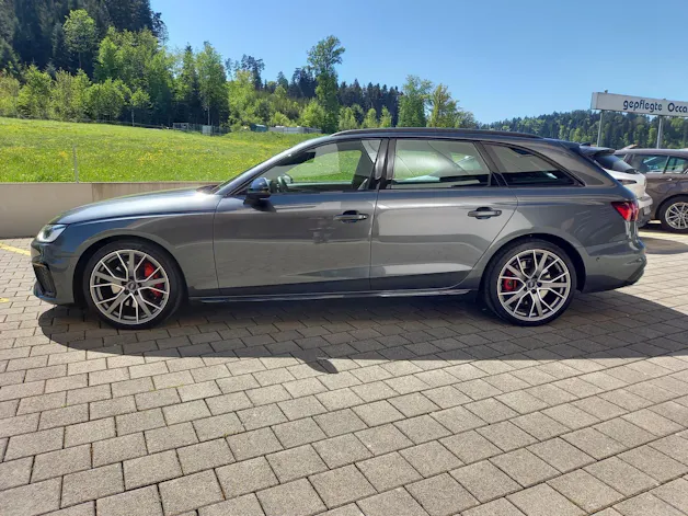 AUDI A4 Avant 45 TDI quattro tiptronic