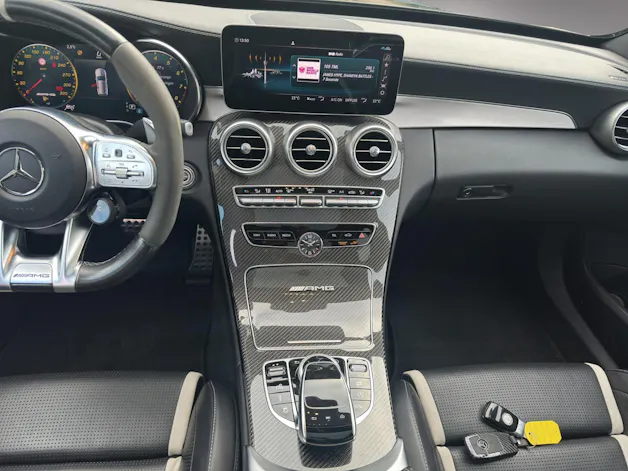 MERCEDES-BENZ C 63 S AMG Performance