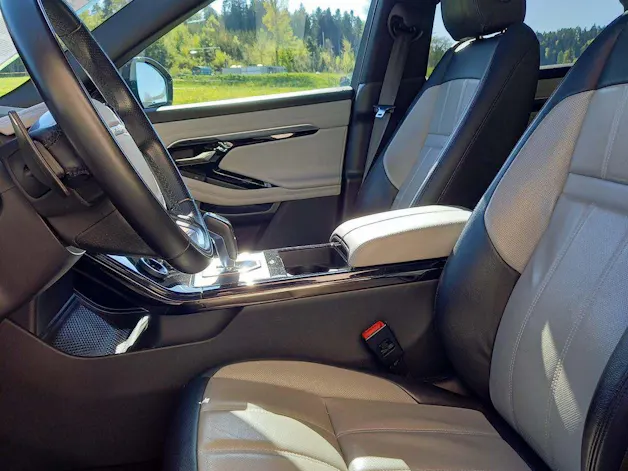 Land Rover Range Rover Evoque R-Dynamic D 240 SE AT9