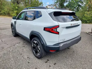 DACIA Duster 1.2 Hybrid Extreme 4WD