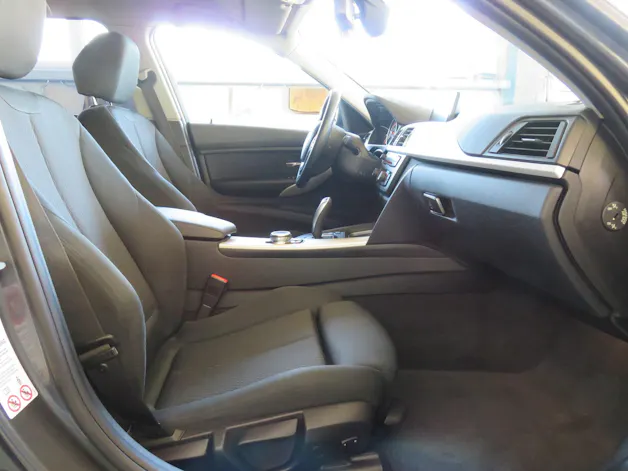 BMW 320i Touring Steptronic
