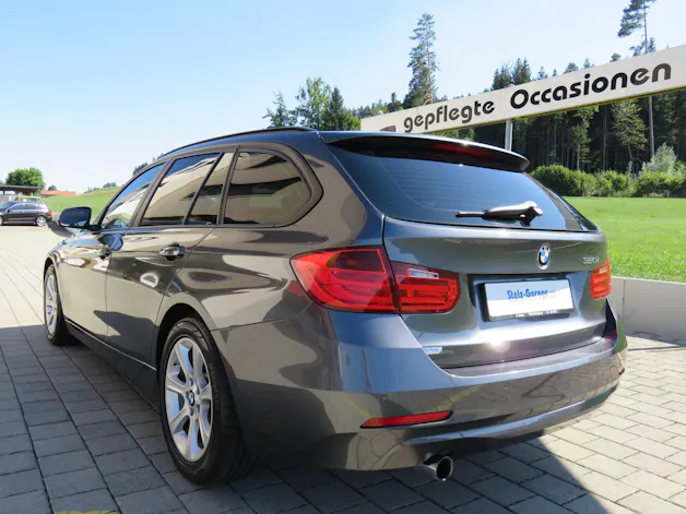 BMW 320i Touring Steptronic