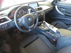 BMW 320i Touring Steptronic