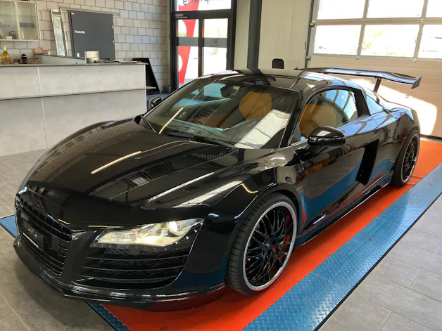 AUDI R8 Coupé 4.2-V8 R-Tronic