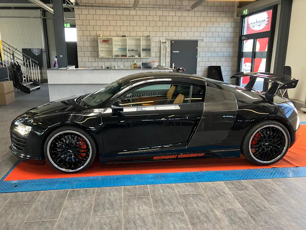 AUDI R8 Coupé 4.2-V8 R-Tronic
