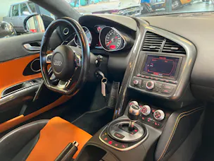 AUDI R8 Coupé 4.2-V8 R-Tronic