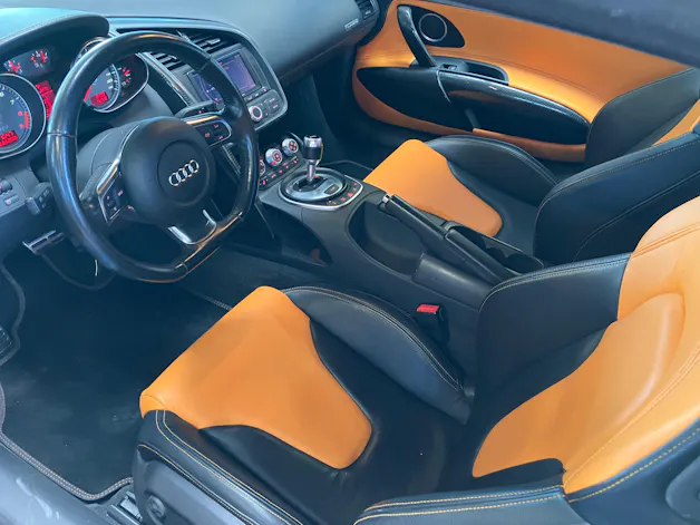 AUDI R8 Coupé 4.2-V8 R-Tronic