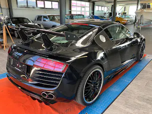 AUDI R8 Coupé 4.2-V8 R-Tronic