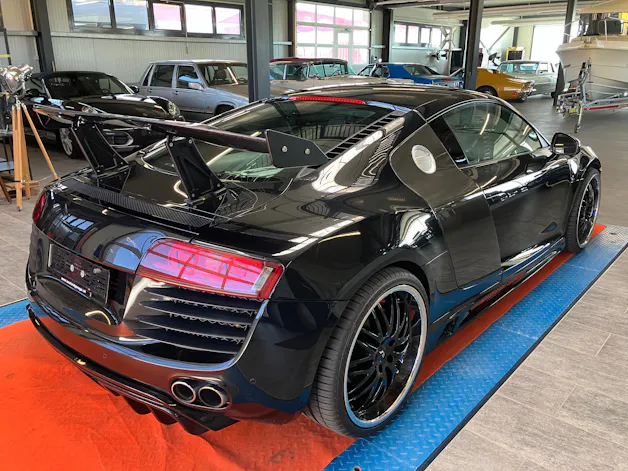 AUDI R8 Coupé 4.2-V8 R-Tronic