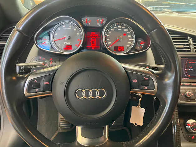 AUDI R8 Coupé 4.2-V8 R-Tronic