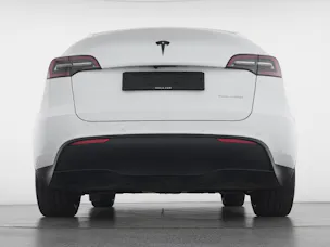 Tesla Model Y Long Range