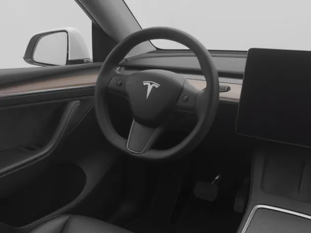 Tesla Model Y Long Range