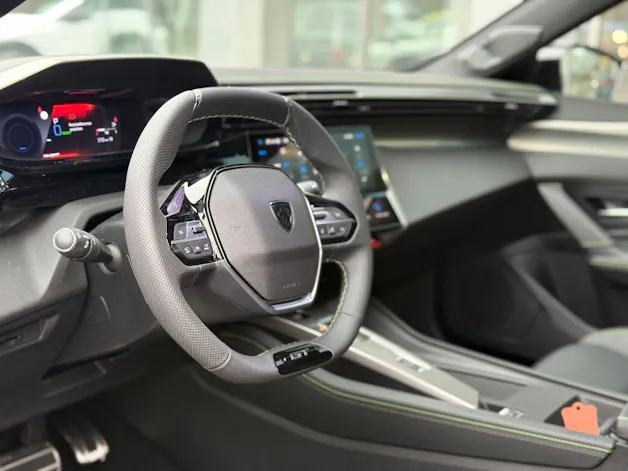 PEUGEOT 308 SW 1.6 PHEV 195 GT