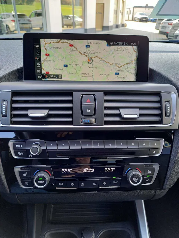 BMW M140i xDrive Steptronic