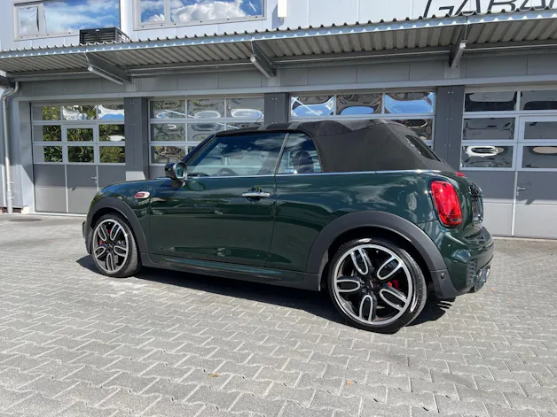MINI Cooper John Cooper Works Cabriolet Steptronic