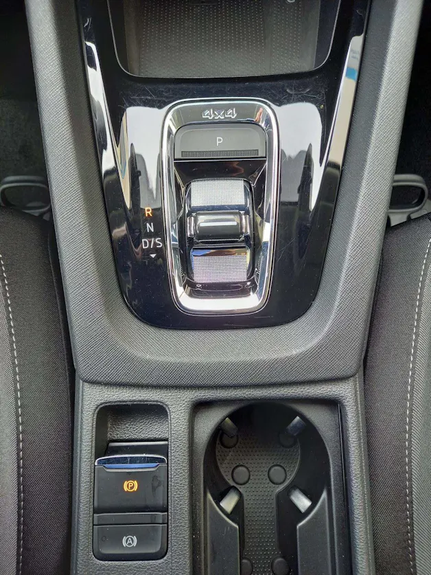 SKODA Octavia Combi 2.0 TDI DSG Ambition 4x4