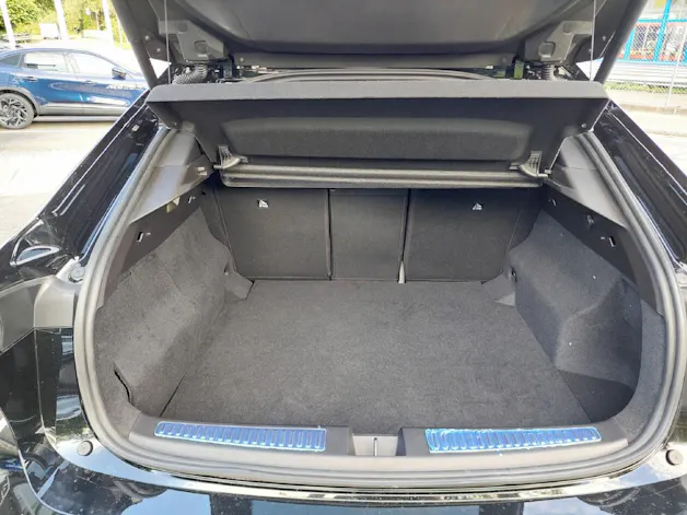 RENAULT RAFALE E-TECH Atelier Alpine hyper hybrid E-Tech 4x4 300PS plug-in
