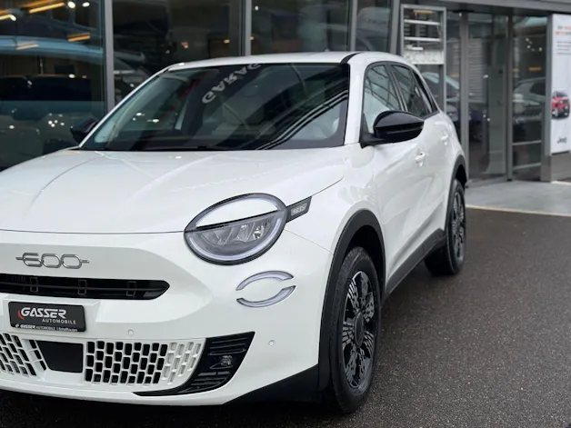FIAT 600h Mild Hybrid Icon Swiss Edition