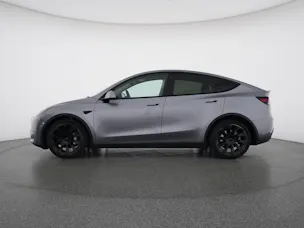 Tesla Model Y Long Range All-Wheel Drive