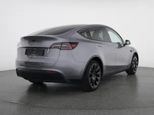 Tesla Model Y Long Range All-Wheel Drive