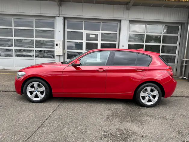 BMW 118i Sport Line Steptronic