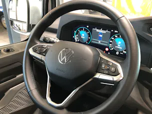 VW Transporter T7 2.0 TDI Lang