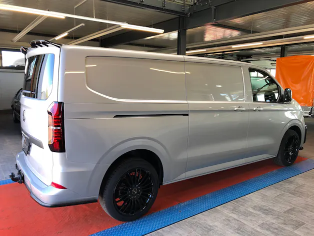 VW Transporter T7 2.0 TDI Lang