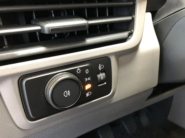 VW Transporter T7 2.0 TDI Lang