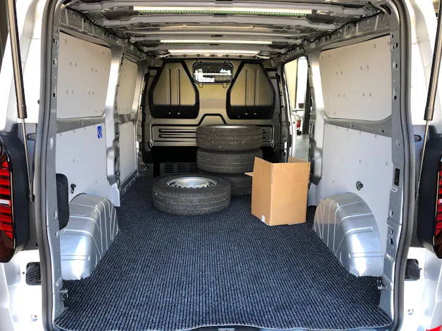 VW Transporter T7 2.0 TDI Lang