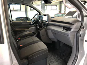 VW Transporter T7 2.0 TDI Lang