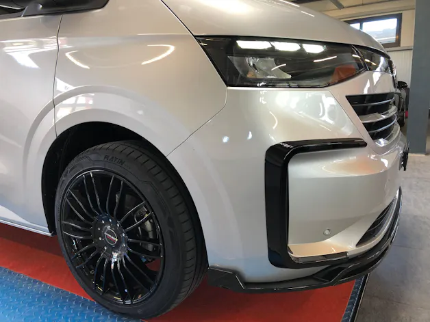 VW Transporter T7 2.0 TDI Lang