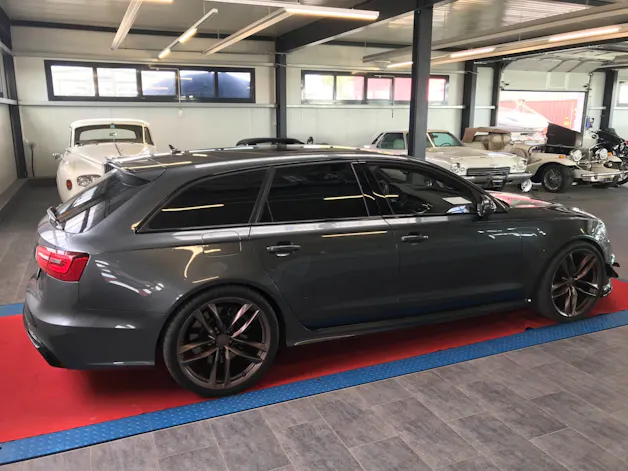 AUDI RS6 Avant 4.0 TFSI V8 quattro Tiptronic