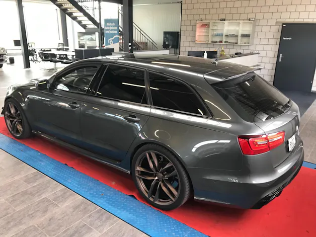 AUDI RS6 Avant 4.0 TFSI V8 quattro Tiptronic