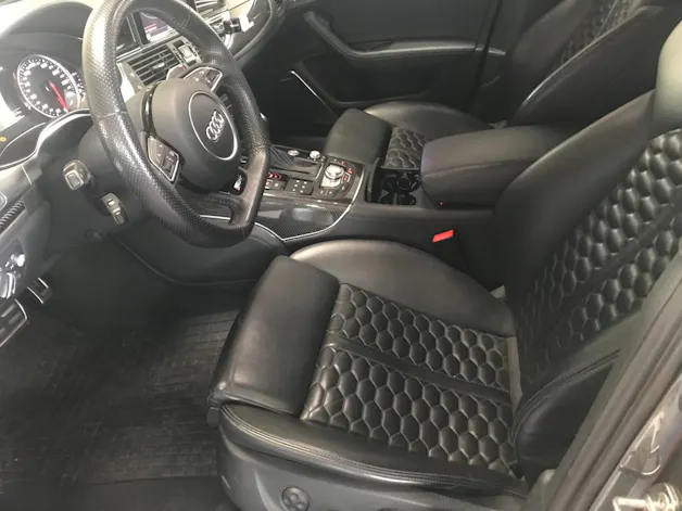 AUDI RS6 Avant 4.0 TFSI V8 quattro Tiptronic