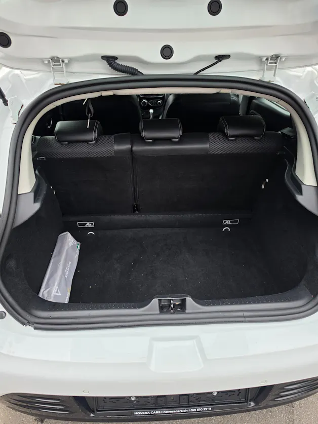 RENAULT Clio 1.2 16V T Intens EDC