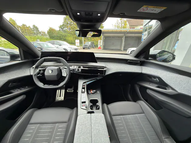 PEUGEOT 3008 145 e-DCS6 Hybrid GT