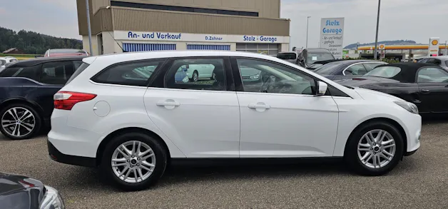 FORD Focus 1.6i VCT Titanium PowerShift