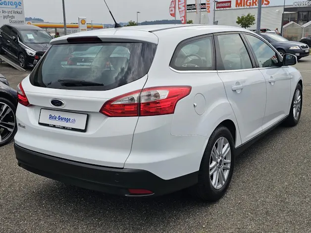 FORD Focus 1.6i VCT Titanium PowerShift