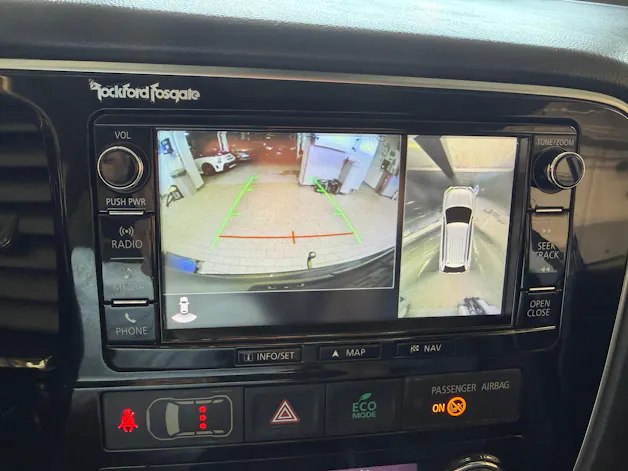 Mitsubishi Outlander 2.0 PHEV Diamond 4WD Automatic