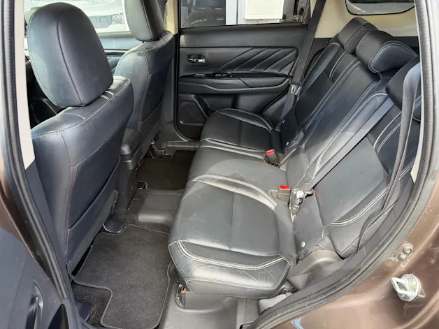 Mitsubishi Outlander 2.0 PHEV Diamond 4WD Automatic