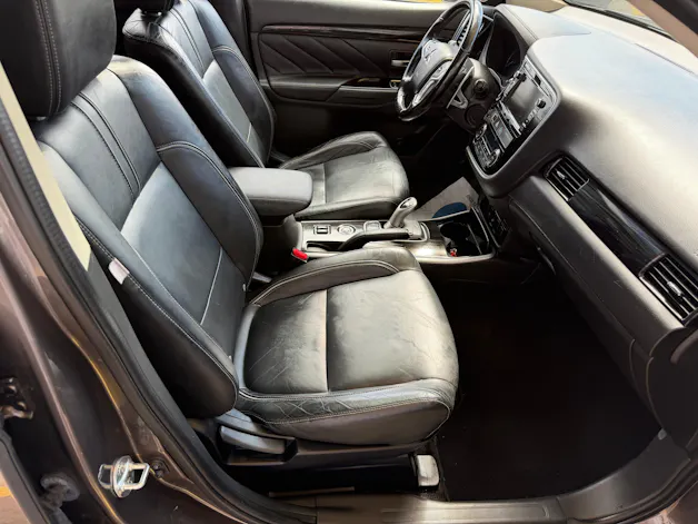Mitsubishi Outlander 2.0 PHEV Diamond 4WD Automatic