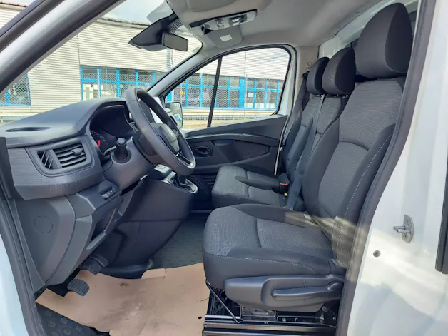 RENAULT Trafic KW 2.8t L1H1 2.0 dCi 110 Advance