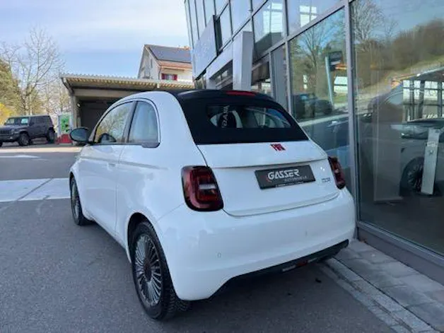 FIAT 500 C electric 87 kW Red