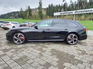 AUDI A4 Avant 40 TDI S line quattro S-tronic