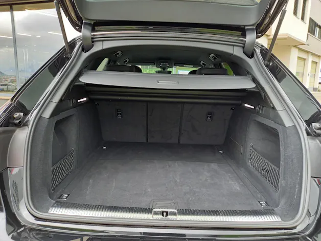 AUDI A4 Avant 40 TDI S line quattro S-tronic
