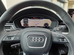 AUDI A4 Avant 40 TDI S line quattro S-tronic