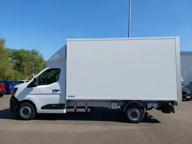 RENAULT Master Kab.-Ch. 3.5 t L3H1 2.0 Blue dCi 170 EuroVI Kofferaufbau Typ 7 Fankhauser
