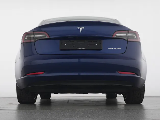 Tesla Model 3 Long Range Dual Motor AWD