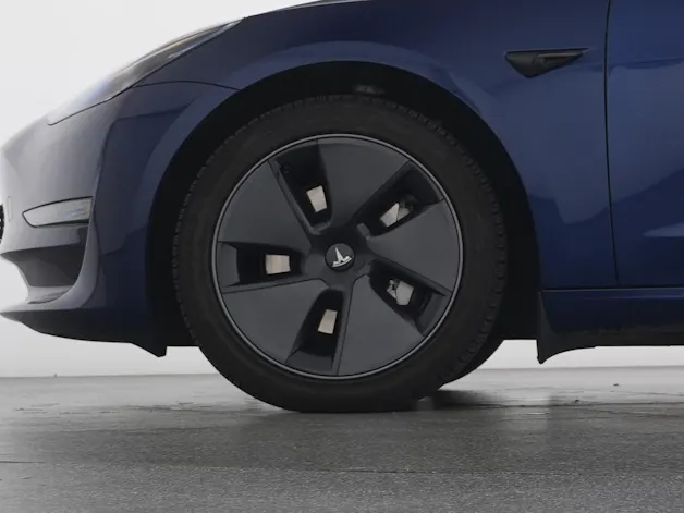 Tesla Model 3 Long Range Dual Motor AWD