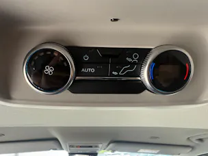 FORD Tourneo Bus 340 L1H1 PHEV Active